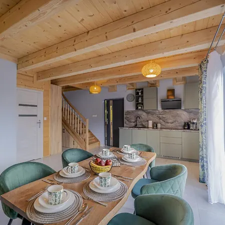 Chalet Szafranowe Wzgorze Ii-dom Z Parkingiem Na Wylacznosc, Sauna, Jakuzzi *